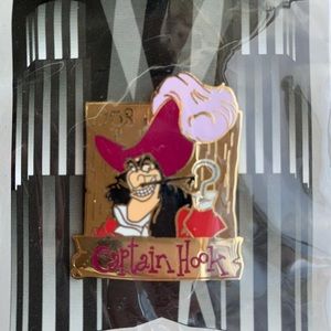 🍒💣Disney Villains Captain Hook pin